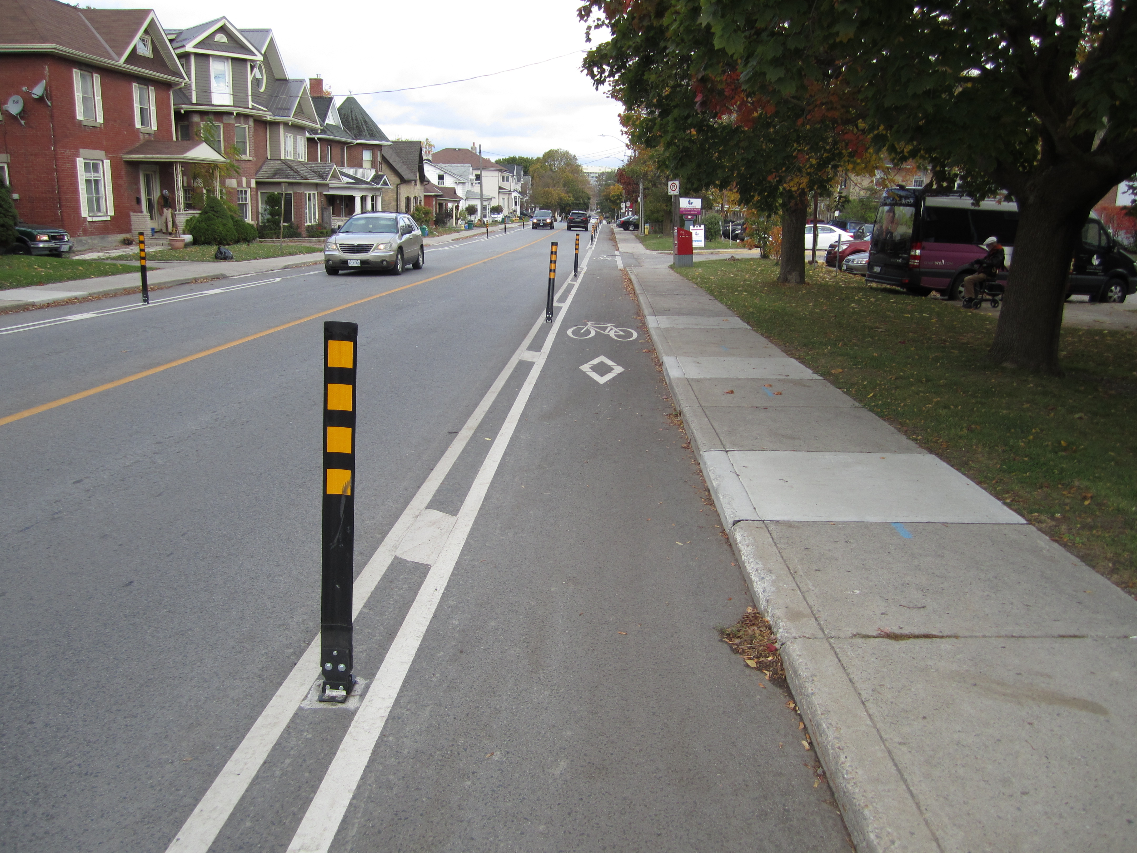 A picture of buffered bike lanes on Prospect street looking northbound