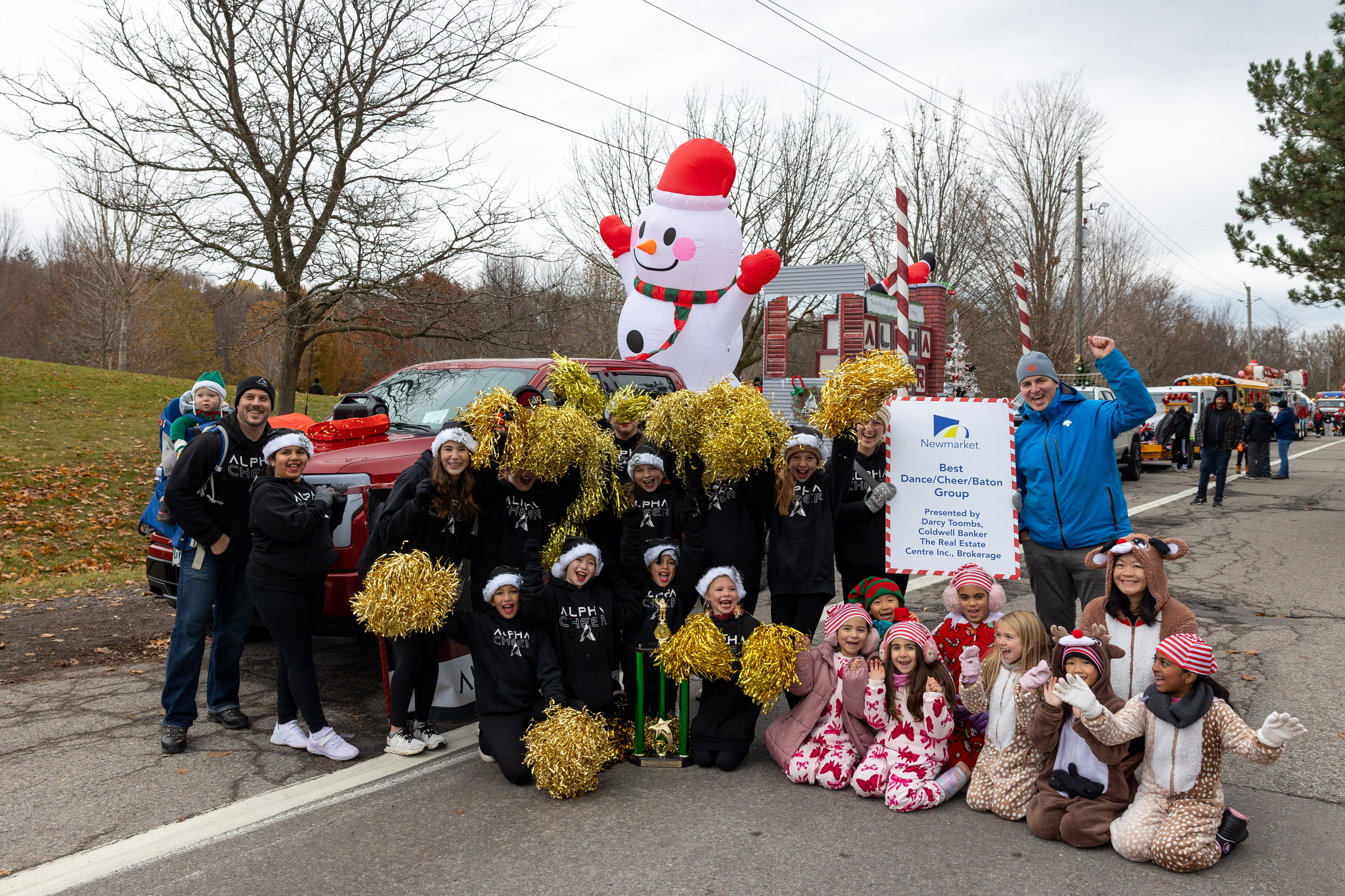 town-of-newmarket---preview---2025-santa-claus-parade-4_54930352663_o.jpg